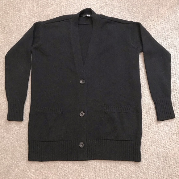 UNIQLO Black 3 Button Cardigan with patch pockets - Picture 1 of 6